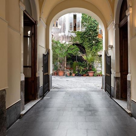 Catania City Center Historical Building Home Exterior photo