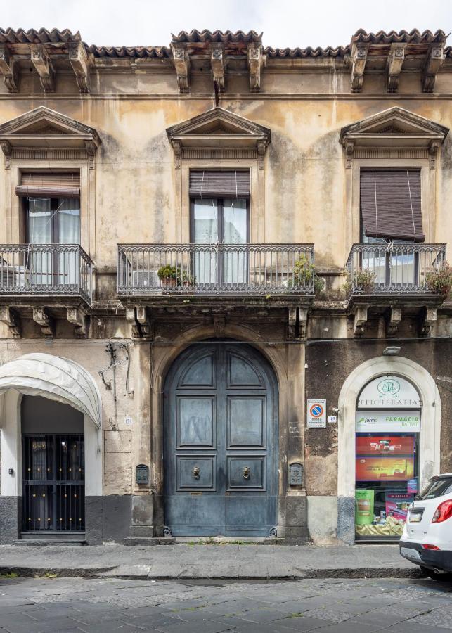 Catania City Center Historical Building Home Exterior photo